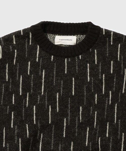 ADAM ET ROPE'(アダムエロペ)の「【MARKAWARE/マーカウェア】RAIN DROP PATTERN JUMPER(ニット/セーター・メンズ・ブラック・2/3)」の4枚目の写真