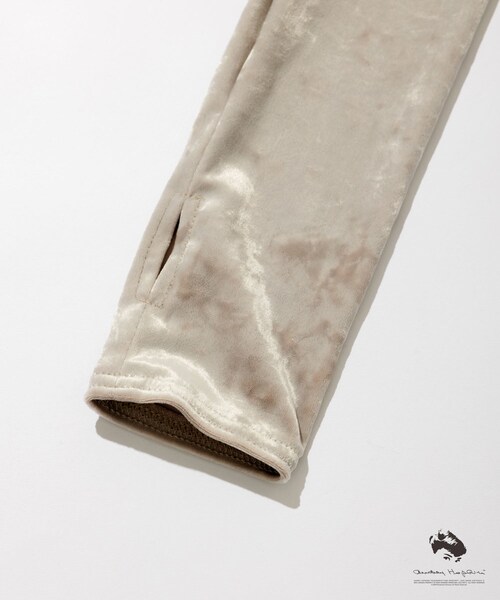 ADAM ET ROPE'（アダムエロペ）の「【AUDREY HEPBURN COLLECTION BY JUN】ベロアアームカバー（手袋・レディース・ブラック/グレー・F）」の12枚目の写真