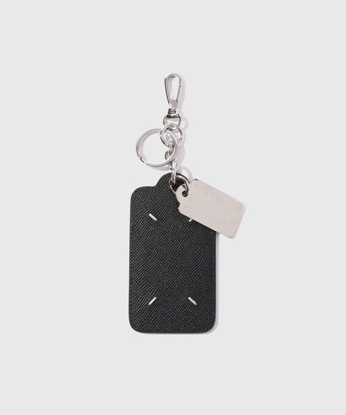 ADAM ET ROPE'(アダムエロペ)の「【Maison Margiela/メゾン マルジェラ】DOUBLE TAG KEYRING(キーケース/キーアクセサリー・メンズ・ブラック・F)」の2枚目の写真