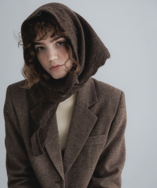 URBAN RESEARCH Sonny Label（アーバンリサーチサニーレーベル）の「スカラトリムニットスカーフ（バンダナ/スカーフ・レディース・オフ/グレー/ブラウン・One）」の3枚目の写真