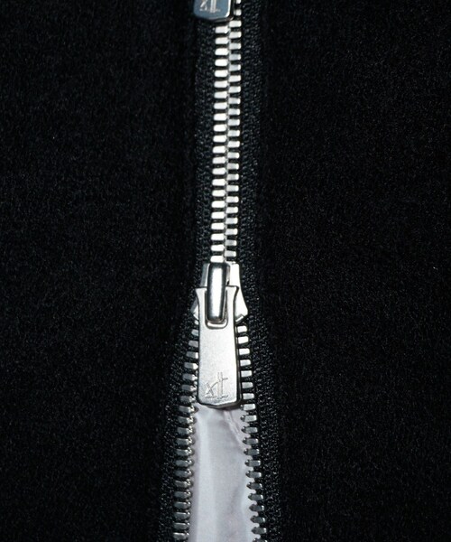 ADAM ET ROPE'（アダムエロペ）の「【mando/マンド】BLOUSON（ブルゾン・メンズ・ブラック・2/3）」の8枚目の写真