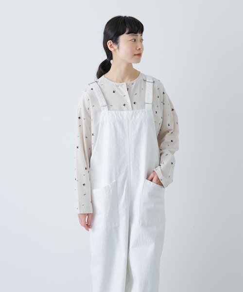 かぐれ（カグレ）の「ツバメ刺繍ブラウス（シャツ/ブラウス・レディース・IVORY/BLACK・Free）」の2枚目の写真