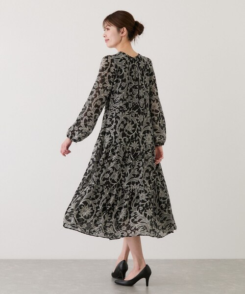 Jayro（ジャイロ）の「花柄長袖ワンピース（ワンピース・レディース・ブラック系/ホワイト系・F）」の9枚目の写真