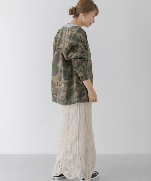 URBAN RESEARCH Sonny Label（アーバンリサーチサニーレーベル）の「『WEB限定』カモフラ柄ノーカラージャケット（ノーカラージャケット・レディース・グレー/カーキ・FREE）」の18枚目の写真