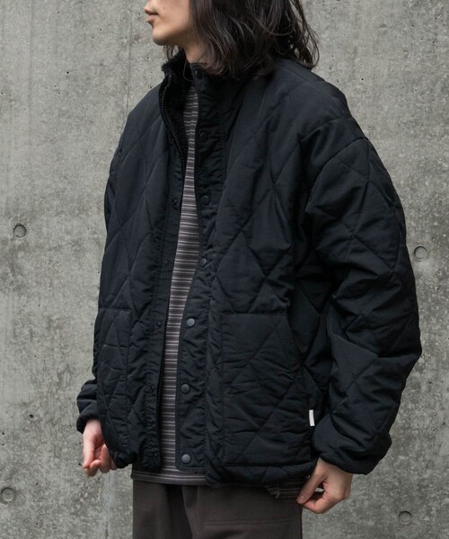 URBAN RESEARCH Sonny Label（アーバンリサーチサニーレーベル）の「リバーシブルスタンドブルゾン（ブルゾン・メンズ・ブラック/ネイビー・M/L/XL）」の14枚目の写真