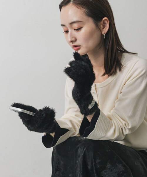 SENSE OF PLACE by URBAN RESEARCH(センスオブプレイスバイアーバンリサーチ)の「シャギーニットグローブ(ベルト・レディース・OFF WHITE/BLACK/YELLOW・one)」の13枚目の写真