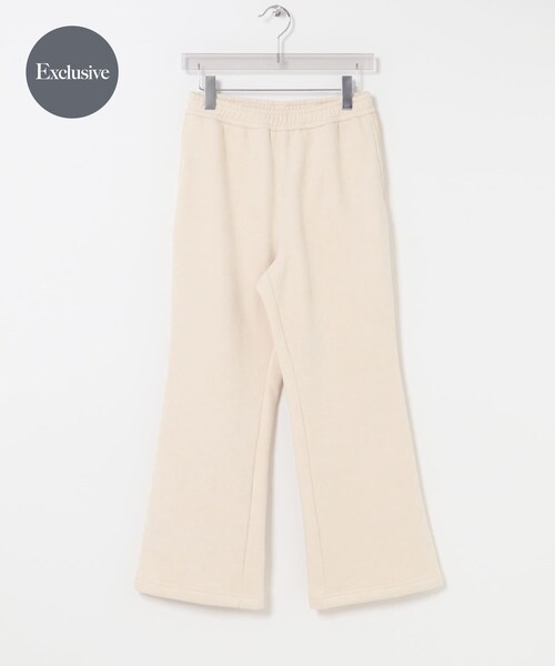 URBAN RESEARCH(アーバンリサーチ)の「『別注』THOUSAND MILE×URBAN RESEARCH KNIT FLEECE FLARE PANTS(その他パンツ・レディース・OFF WHITE/BLACK・M/L)」の3枚目の写真