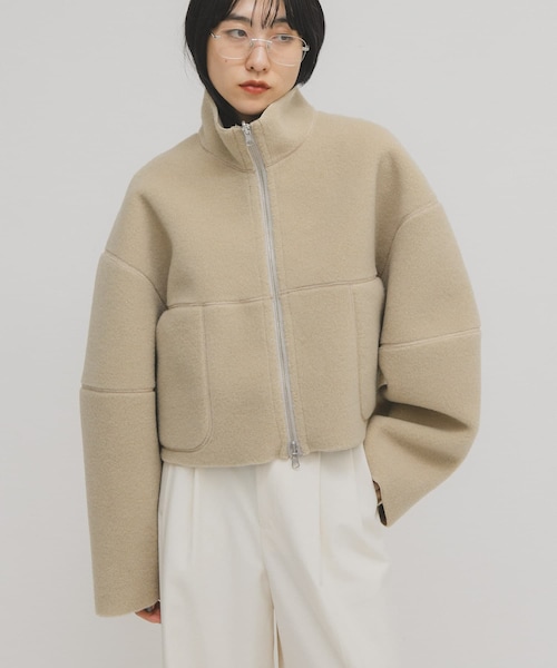 KBF（ケイビーエフ）の「リバーシブルボアジャケット（テーラードジャケット・レディース・BEIGE/BLACK・One）」の16枚目の写真