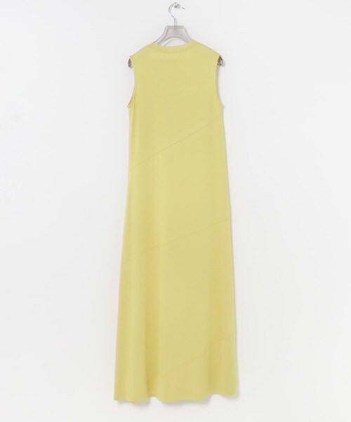 URBAN RESEARCH（アーバンリサーチ）の「SATORU SASAKI　スパイラルカットウィアードネックドレス（ワンピース・レディース・CREAM/BLACK・1）」の5枚目の写真