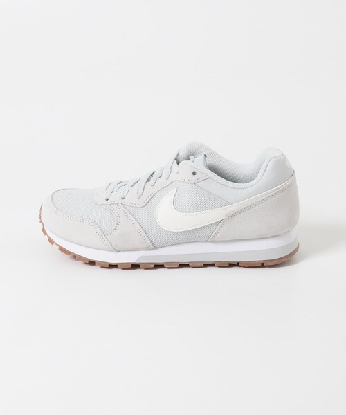 URBAN RESEARCH ROSSO（アーバンリサーチロッソ）の「NIKE　ナイキ ウィメンズ MD ランナー 2（スニーカー・レディース・BLACKWHITE/PHOTONSAIL・23/24/25）」の13枚目の写真