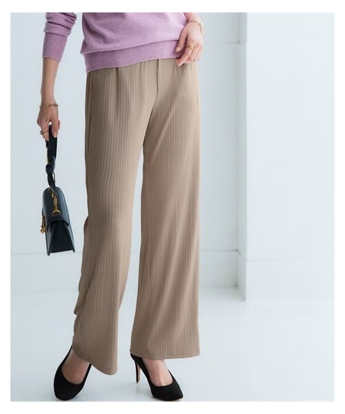 nissen（ニッセン）の「ラクリブワイドパンツ（ゆったりヒップ）＜大きいサイズ有＞（スウェットパンツ・レディース・ケリーグリーン/モカ/ダスティーブルー/黒/ライトベージュ/ダークオリーブ/ロイヤルブルー/マルーンボルドー/ブロッサムピンク/<関連子2>モカ(吸汗速乾)/<関連子2>ダスティーブルー(吸汗速乾)/<関連子2>黒(吸汗速乾)/(26初夏)ターコイズグリーン・L/LL/3L/4L/5L/6L/8L/10L/S/M）」の3枚目の写真