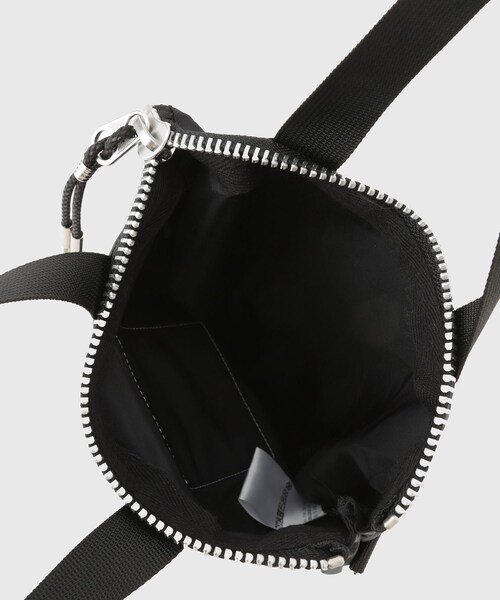 ADAM ET ROPE'（アダムエロペ）の「【elephant TRIBAL fabrics/エレファントトライバルファブリクス】Back in the Pouch（ショルダーバッグ・メンズ・ブラック/カーキ・F）」の5枚目の写真