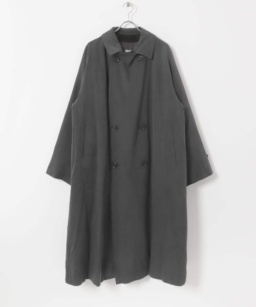URBAN RESEARCH(アーバンリサーチ)の「A PRESSE Maxi Length Washed Silk Trench Coat(ステンカラーコート・メンズ・CHARCOAL/GRAY・2/3)」の1枚目の写真