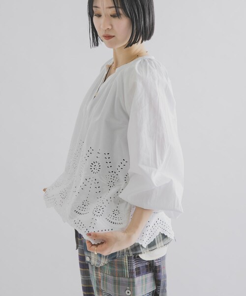 THE GOODLAND MARKET（ザグッドランドマーケット）の「FANAKA　チュニックブラウス（シャツ/ブラウス・レディース・WHITE/BLACK/BLUE・Free）」の7枚目の写真