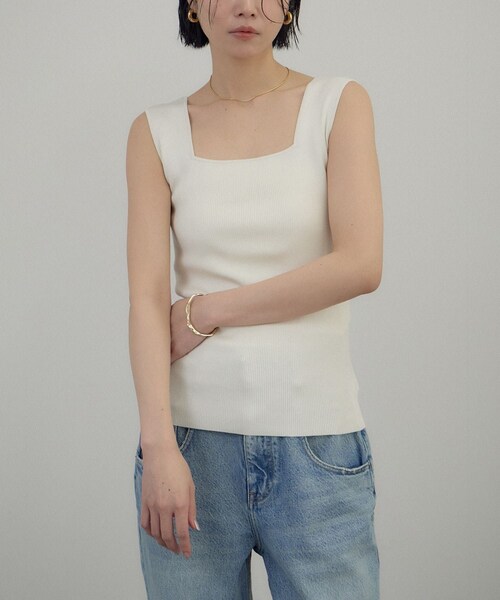 ADAM ET ROPE'（アダムエロペ）の「シルクリブタンクトップ（タンクトップ・レディース・ブラック/オフホワイト/ベージュ・F）」の21枚目の写真