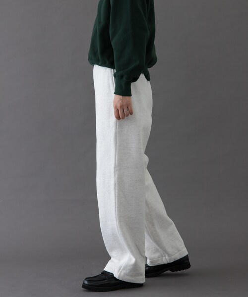 URBAN RESEARCH DOORS（アーバンリサーチドアーズ）の「FORK&SPOON　リサイクルコットン裏毛スウェットパンツ（スウェットパンツ・レディース・NAVY/OATMEAL/DARKPURPLE・1/2）」の20枚目の写真