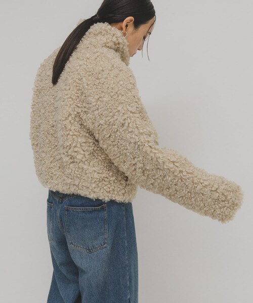 KBF（ケイビーエフ）の「フォルムボアジャケット（テーラードジャケット・レディース・SOY/MATCHA/GREIGE・One）」の9枚目の写真