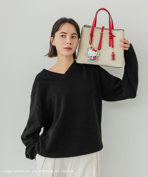 RODE SKO（ロデスコ）の「サンリオキャラクターズ チャーム付バッグ（ハンドバッグ・レディース・IVORYxRED/GRAYxWHITE/PINKxGRG/YELxCML・One）」の12枚目の写真