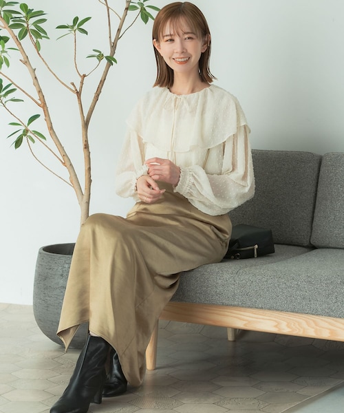 URBAN RESEARCH ROSSO（アーバンリサーチロッソ）の「ジャガードケープブラウス（シャツ/ブラウス・レディース・off/camel/black・FREE）」の5枚目の写真