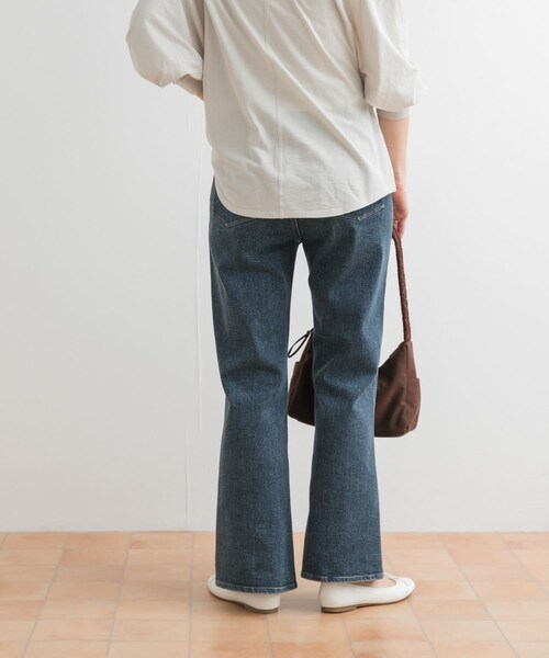 URBAN RESEARCH DOORS（アーバンリサーチドアーズ）の「ストレッチフレアデニムパンツ（デニムパンツ・レディース・INDIGO/L/INDIGO・S/M）」の9枚目の写真