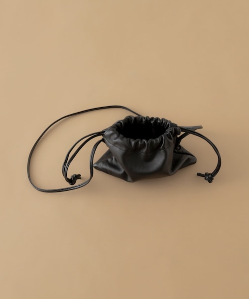 かぐれ（カグレ）の「MORMYRUS　巾着ショルダーバッグ（ショルダーバッグ・レディース・BLACK・Free）」の5枚目の写真