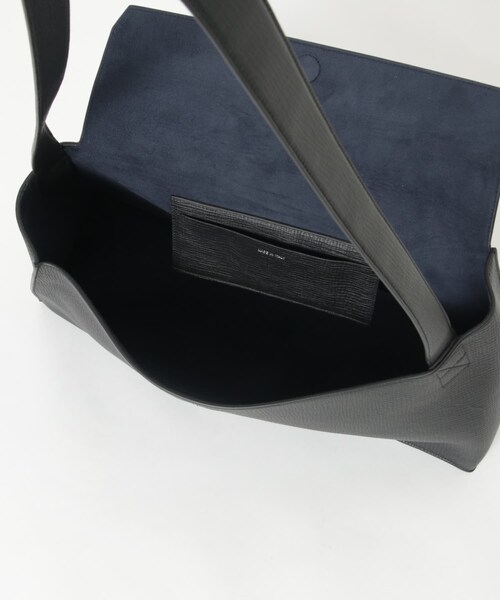 URBAN RESEARCH（アーバンリサーチ）の「STUDIO NICHOLSON　THE FOLDED SHOULDER BAG（ショルダーバッグ・メンズ・PARCHMENT/COCOA/BLACK・one）」の12枚目の写真
