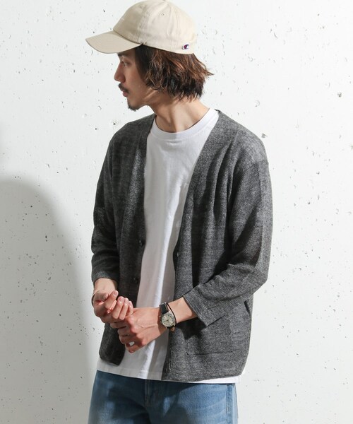 URBAN RESEARCH Sonny Label（アーバンリサーチサニーレーベル）の「リネンVネックカーディガン∴（カーディガン/ボレロ・メンズ・ピンク/オフ/ネイビー/チャコール・M/L）」の9枚目の写真