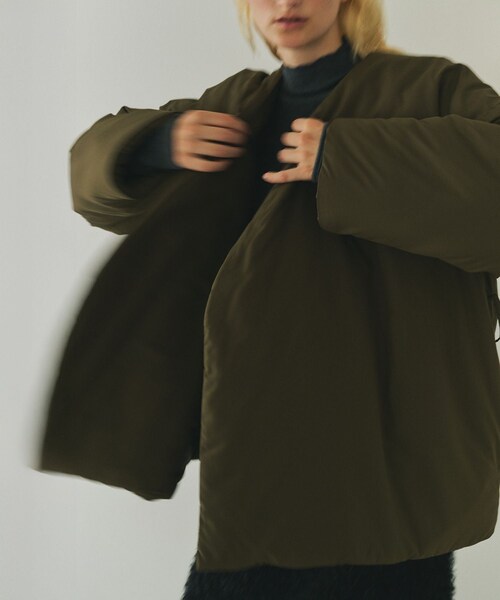 ROPE'（ロペ）の「【一部店舗限定】【REALM（レルム）】NYLON PUFFY SHORT COAT｜コート（ナイロンジャケット・レディース・ブラック/カーキ・38）」の14枚目の写真