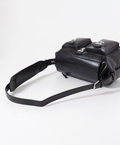 URBAN RESEARCH（アーバンリサーチ）の「LEMAIRE　MEDIUM GEAR BAG（ショルダーバッグ・メンズ・ESPRESSO/DARK MINK・-）」の7枚目の写真