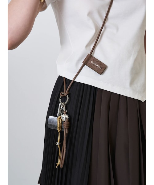 ELENDEEK（エレンディーク）の「MULTI SMARTPHONE LEATHER SHOULDER（その他雑貨・レディース・ブラック/ピンク/ライトグリーン/ブラウン/シルバー・F）」の14枚目の写真