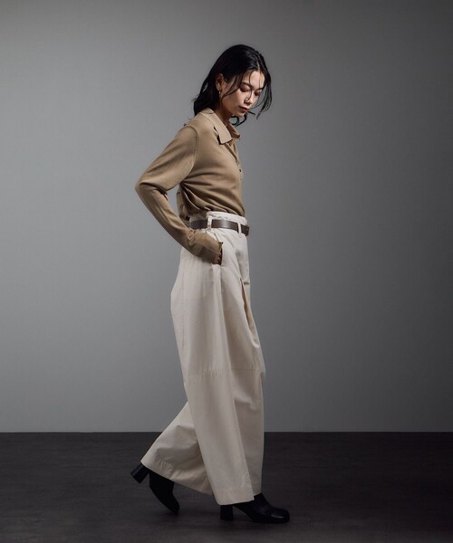 ADAM ET ROPE'（アダムエロペ）の「【W S（ドゥーブル）】レザースクエアバックルベルト（ベルト・レディース・ブラック/ベージュ系・F）」の8枚目の写真