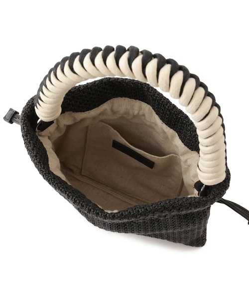 ADAM ET ROPE'（アダムエロペ）の「ブレイドハンドル巾着バッグ（ショルダーバッグ・レディース・ブラック/ホワイト・F）」の19枚目の写真