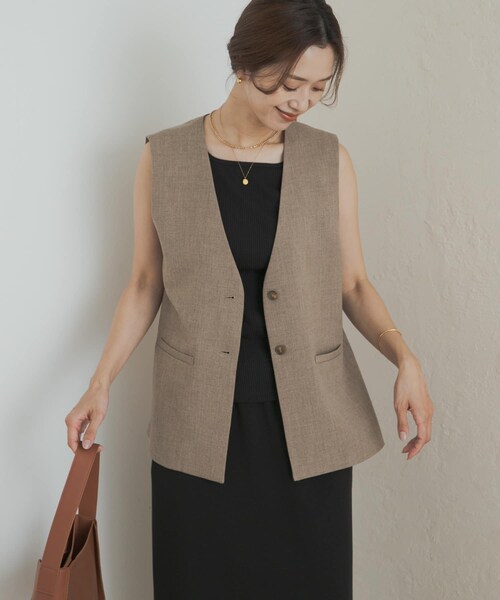 URBAN RESEARCH DOORS(アーバンリサーチドアーズ)の「ノーカラージレ(テーラードジャケット・レディース・BEIGE/BLACK・M)」の16枚目の写真