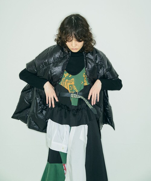 THE GOODLAND MARKET(ザグッドランドマーケット)の「『別注』KWD×ザ グッドランド マーケット GREEN DOWN STALL(マフラー・レディース・BLACK・one)」の3枚目の写真
