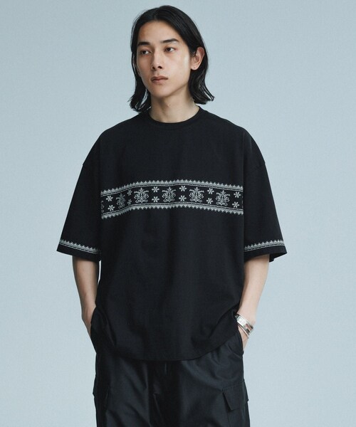 ADAM ET ROPE'（アダムエロペ）の「クロスステッチ ボックスシルエット Tシャツ（Tシャツ/カットソー・メンズ・ブラック/ホワイト・L/M）」の9枚目の写真