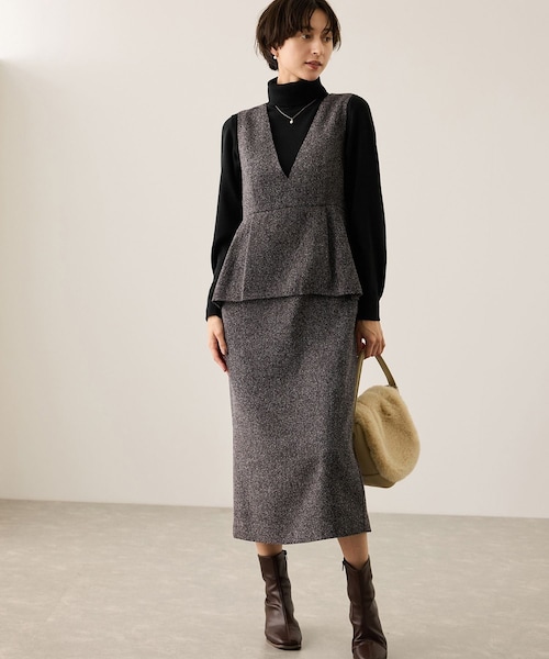 ROPE' PICNIC（ロペピクニック）の「【新色追加】レイヤード風ペプラムジャンパースカート（ジャンパースカート・レディース・ブラック/チャコール/ダークブラウン/グレー・L/M/S）」の17枚目の写真