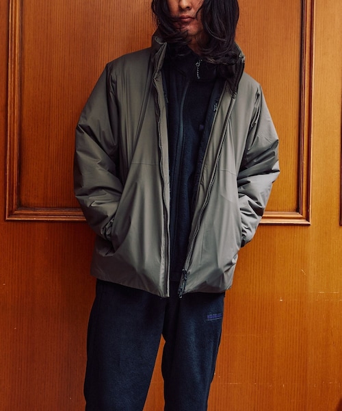 ADAM ET ROPE'（アダムエロペ）の「【GOLDWIN/ゴールドウィン】WINDSTOPPER BY GORE-TEX LABS Puffy Jacket（ダウンジャケット/コート・メンズ・ブラック/ダークブラウン/グリーン・1/2/3/4）」の5枚目の写真