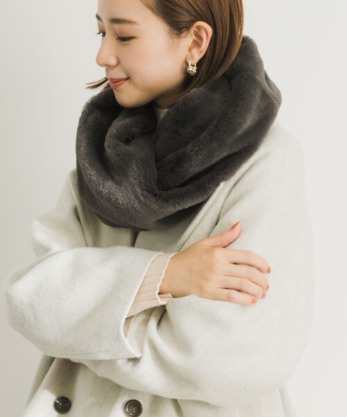 URBAN RESEARCH（アーバンリサーチ）の「ファースヌード（ネックウォーマー/スヌード・レディース・IVORY/GREGE/CHARCOAL・FREE）」の15枚目の写真