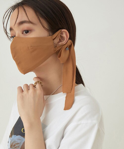 ADAM ET ROPE'（アダムエロペ）の「【トロワズィエムチャコ】リボンマスク（その他・レディース・ブラック/グレー系/ダークブラウン/サックス/クリーム・F）」の5枚目の写真