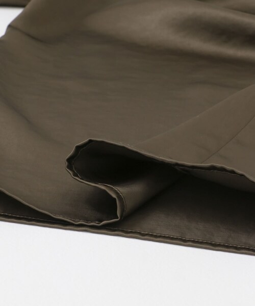 URBAN RESEARCH ROSSO（アーバンリサーチロッソ）の「F by ROSSO　サテンイージーパンツ（その他パンツ・レディース・SAND/K/BROWN・36/38）」の15枚目の写真