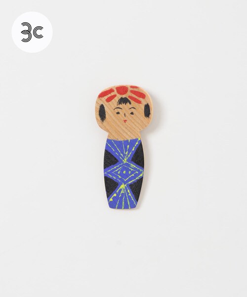 URBAN RESEARCH（アーバンリサーチ）の「すはらゆう子　こけしブローチ（ブローチ/コサージュ・メンズ・その他1/その他2/その他3/その他4・0）」の4枚目の写真