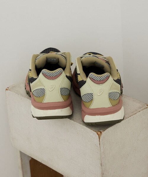 ADAM ET ROPE'(アダムエロペ)の「【J'aDoRe・店舗限定】【asics(アシックス)】GEL-SONOMA TR62(スニーカー・レディース・ピンク・22.5/23.5/24.5/25.0)」の14枚目の写真