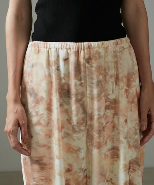 ADAM ET ROPE'（アダムエロペ）の「ストーンウッドプリントベロアパンツ（その他パンツ・レディース・ベージュ・M/S）」の12枚目の写真