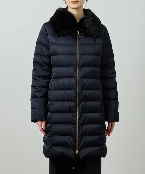 ROPE'(ロペ)の「サテンロング丈ダウンコート/イージーケア(ダウンジャケット/コート・レディース・ブラック/ネイビー・36/38)」の16枚目の写真