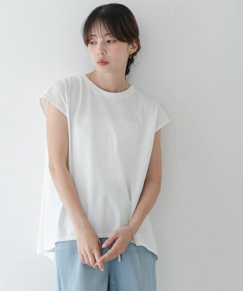 URBAN RESEARCH Sonny Label（アーバンリサーチサニーレーベル）の「接触冷感バックフレアフレンチTシャツ（Tシャツ/カットソー・レディース・オフ/チャコール/コーラルレッド・Free）」の5枚目の写真