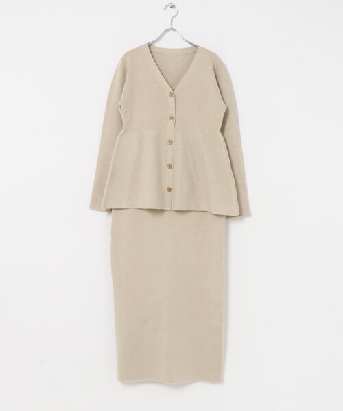 URBAN RESEARCH ROSSO（アーバンリサーチロッソ）の「カシミヤシルク混ペプラムニットアップ（ニット/セーター・レディース・BLACK/L.BEIGE・Free）」の2枚目の写真