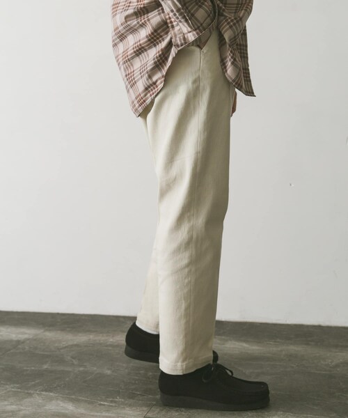 URBAN RESEARCH DOORS（アーバンリサーチドアーズ）の「テーパードチノトラウザー（チノパンツ・メンズ・BEIGE/ECRU/KHAKI/NAVY・S/M/L）」の9枚目の写真