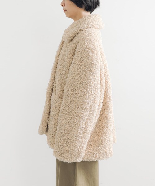 URBAN RESEARCH（アーバンリサーチ）の「ECOPELカーリーファーコート（テーラードジャケット・レディース・IVORY/D.BROWN・FREE）」の13枚目の写真