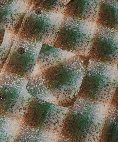EKAL(エカル)の「BRU NA BOINNE バルバシャツ3号(シャツ/ブラウス・メンズ・GREEN/PURPLE・M/L)」の5枚目の写真
