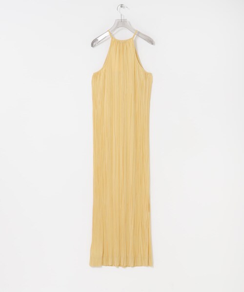 URBAN RESEARCH(アーバンリサーチ)の「ESTHE PLEATED HALTER MAXI DRESS(ワンピース・レディース・YELLOW・S)」の5枚目の写真